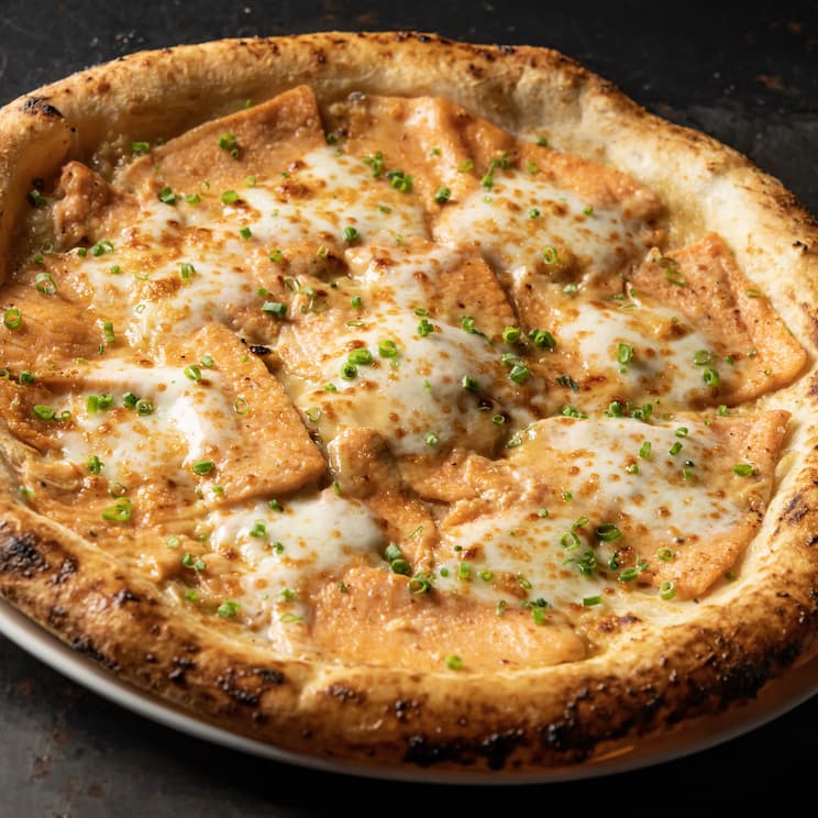 Pizza Cá hồi xốt kem miso